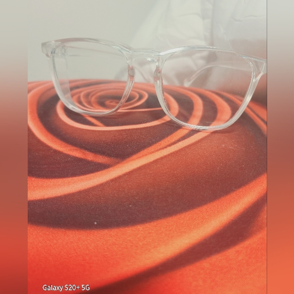 Clear Frame Glasses